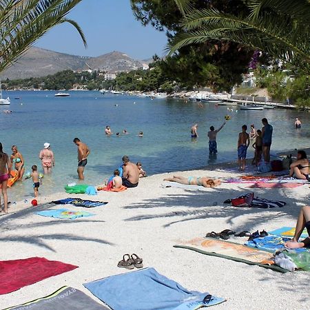 Apartments By The Sea Trogir - 15011 Extérieur photo