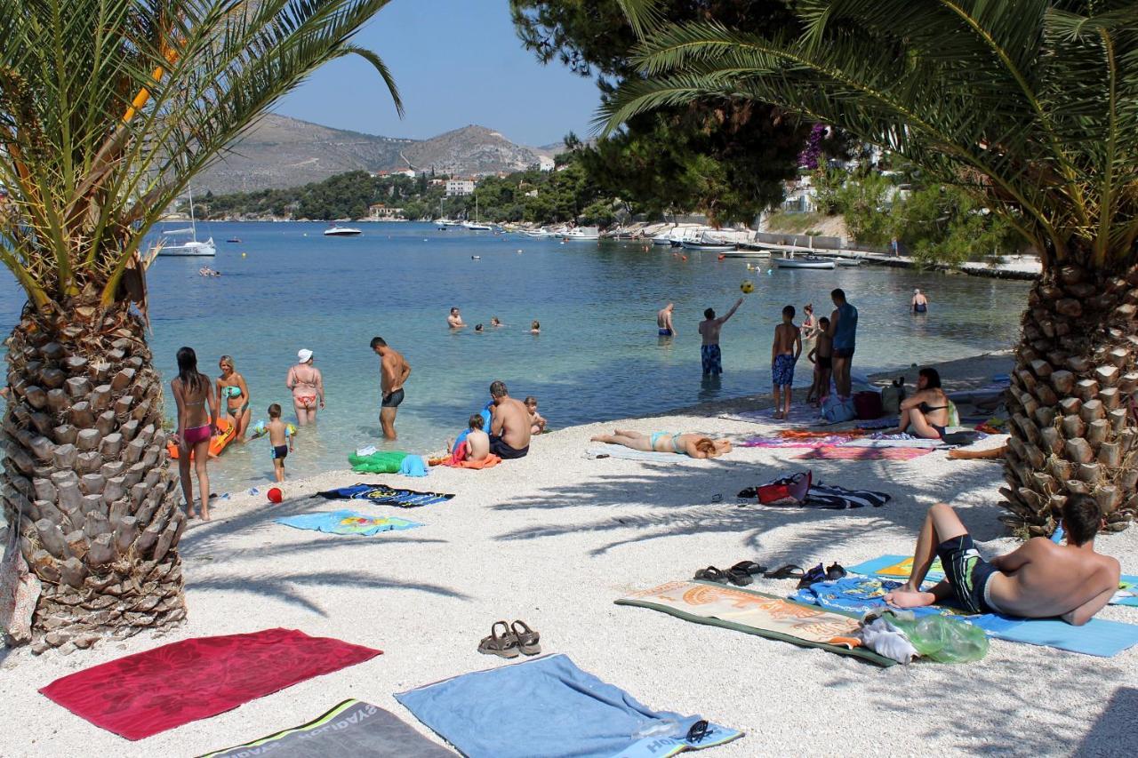 Apartments By The Sea Trogir - 15011 Extérieur photo