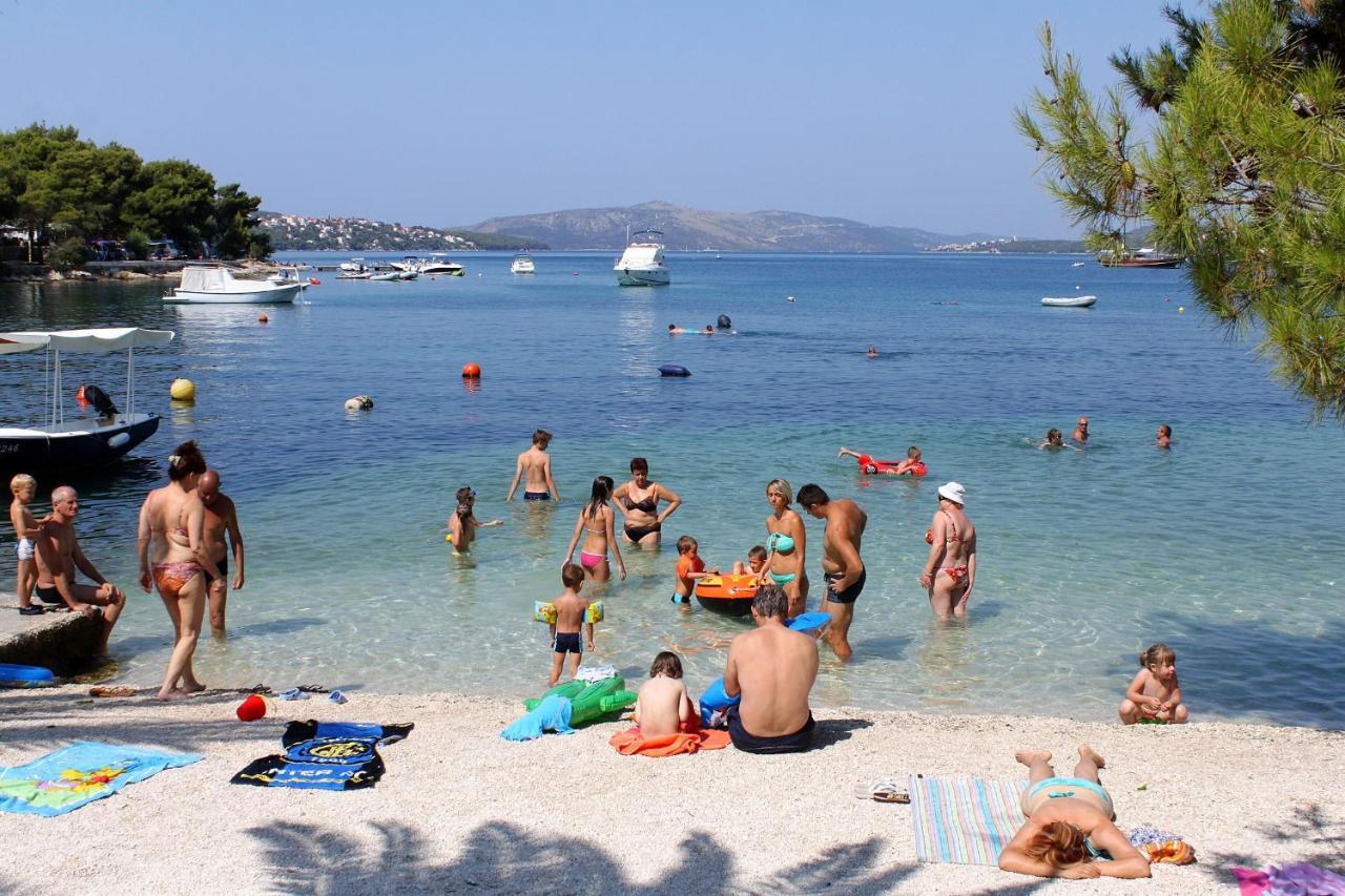 Apartments By The Sea Trogir - 15011 Extérieur photo